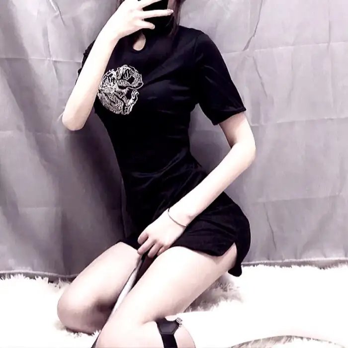 奔跑的修女